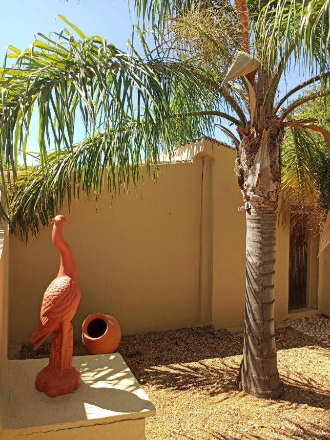 Quinta Pereiro Tropic Garden, Algarve Bed and Breakfast Moncarapacho Exteriör bild
